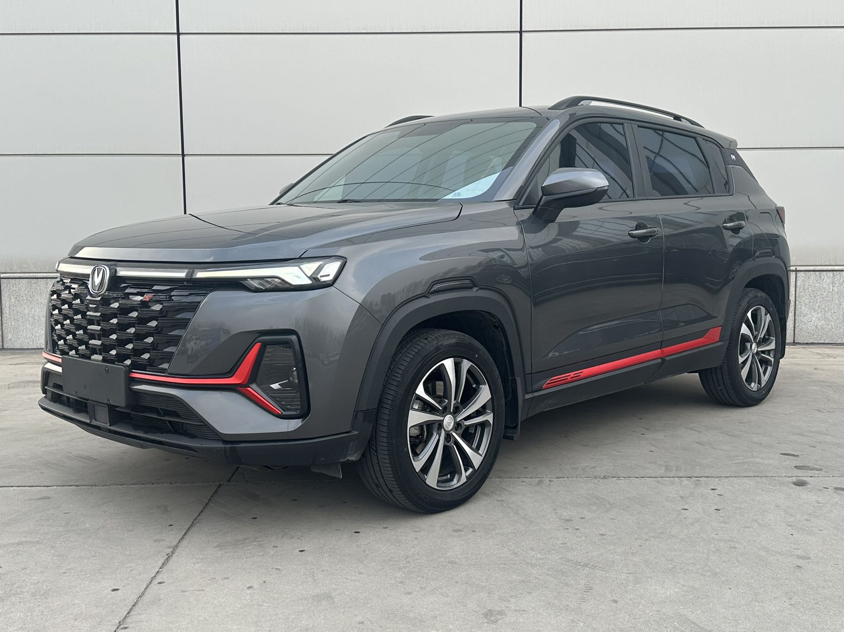 Changan CS35 PLUS 2023 модель, версия Changxiang, 1.4T DCT, люксовая комплектация