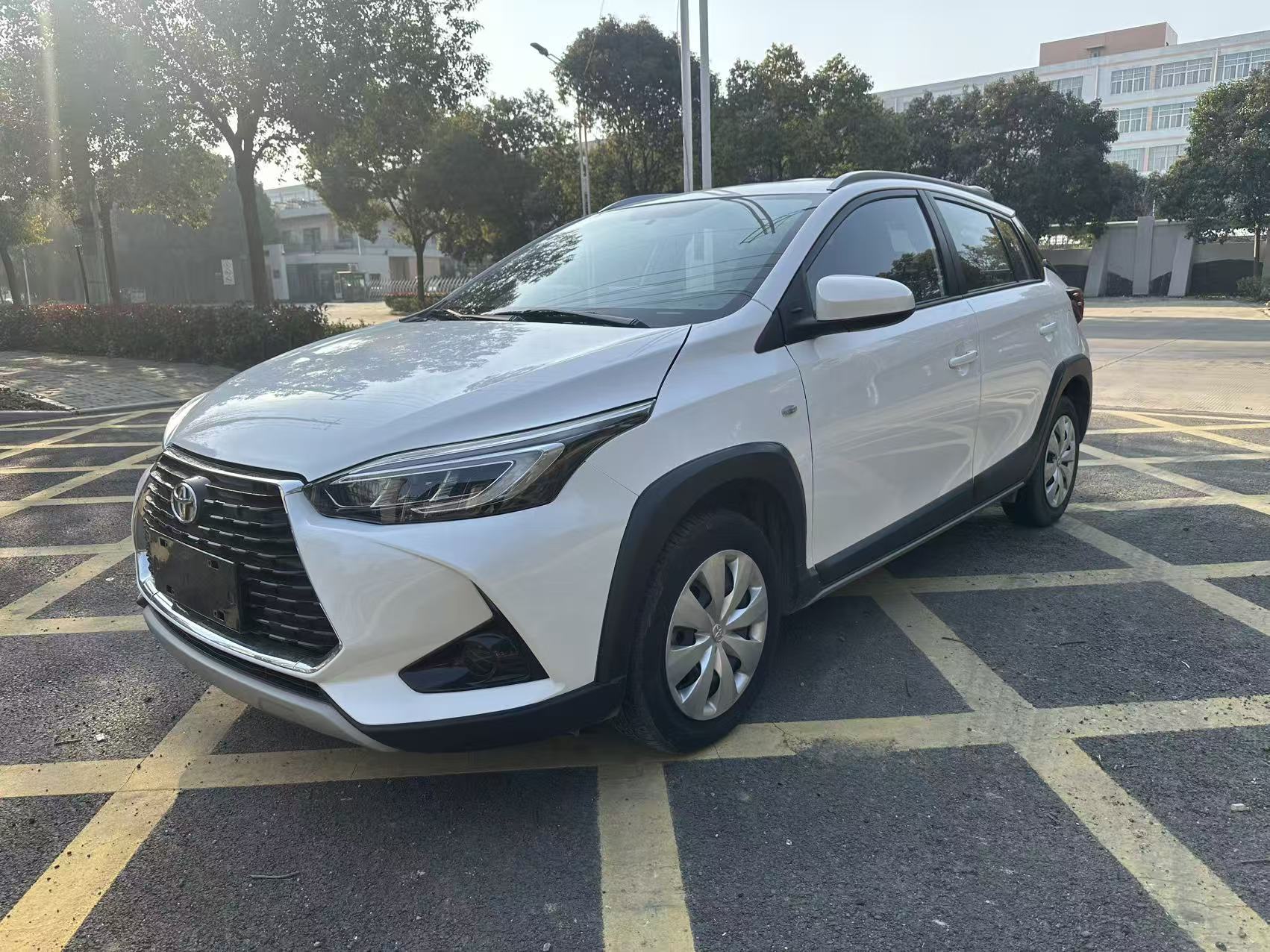 YARiS L Zhi Xuan 2022 года, 1.5L CVT версия Leading PLUS
