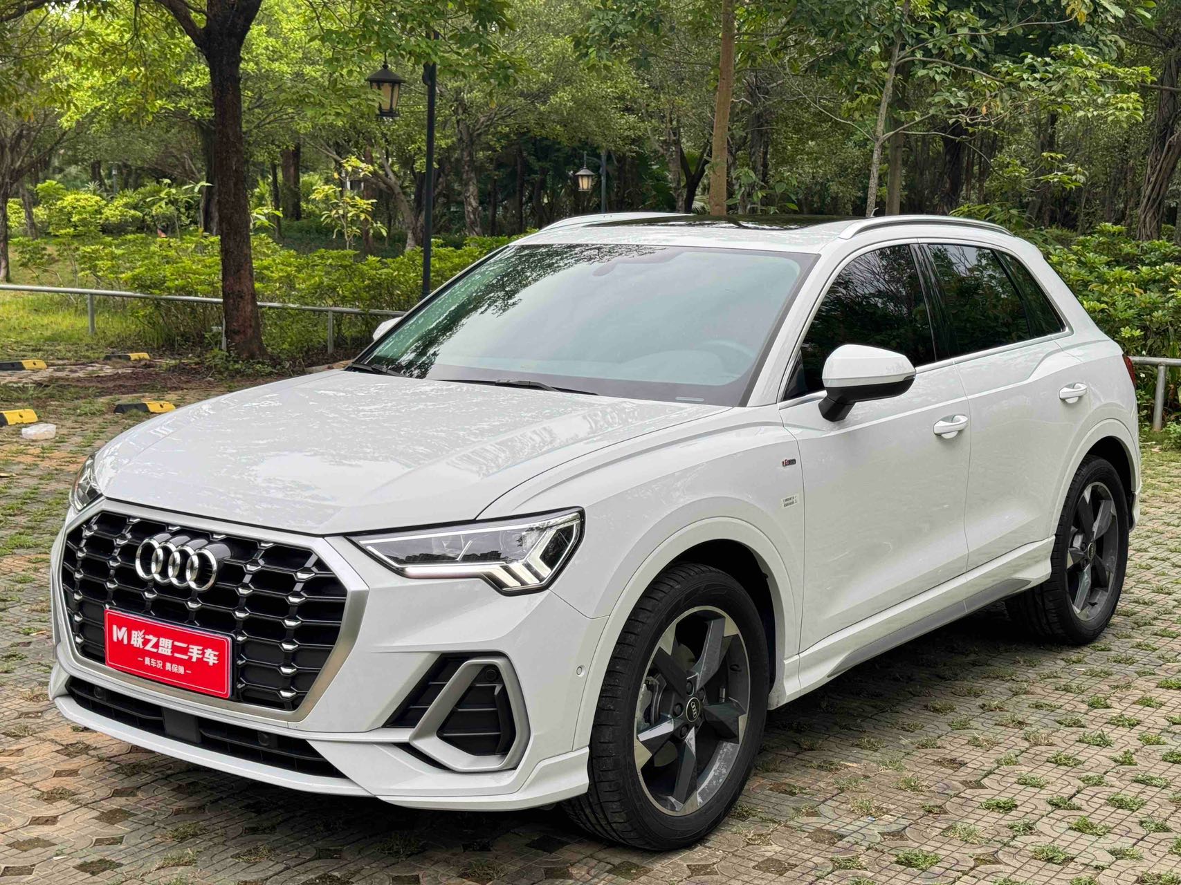 Audi Q3 2022 35 TFSI стильная и динамичная модель