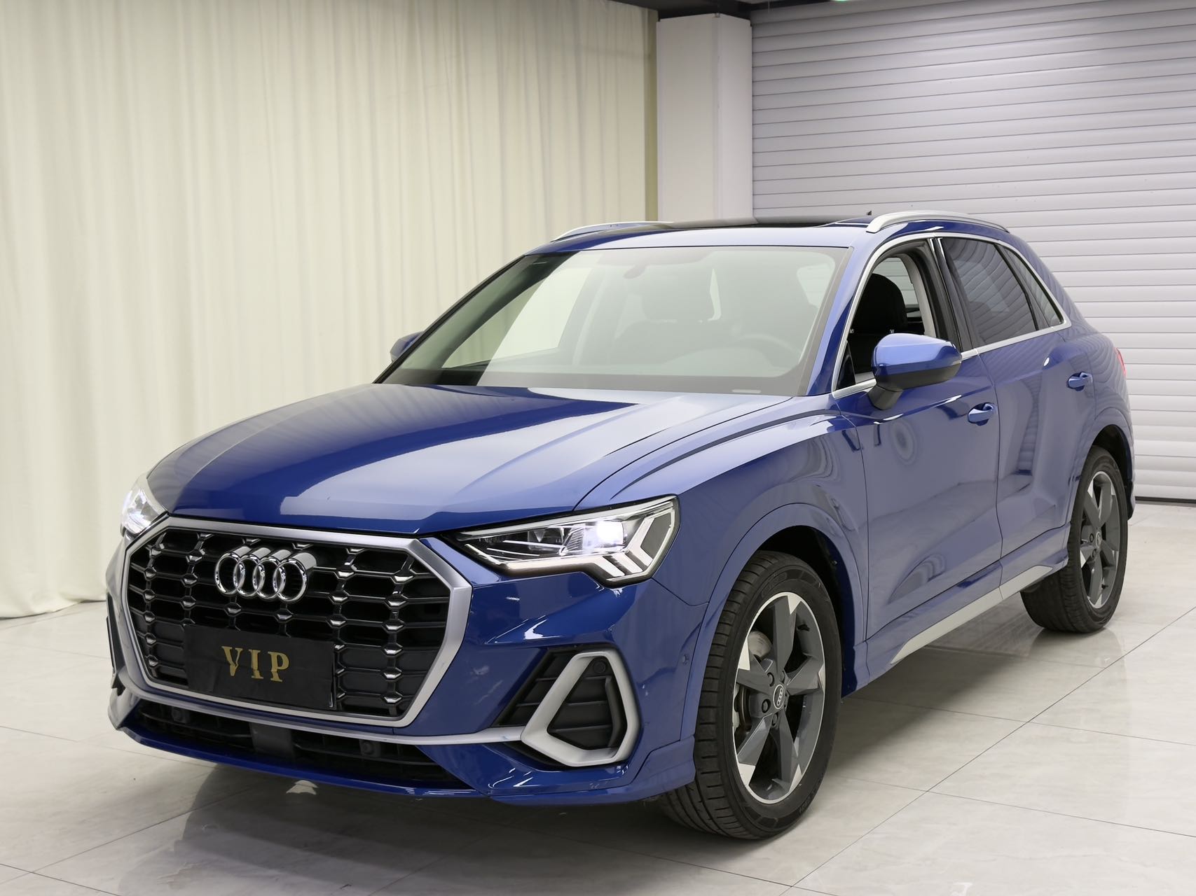 Audi Q3 2022 35 TFSI стильная и динамичная модель