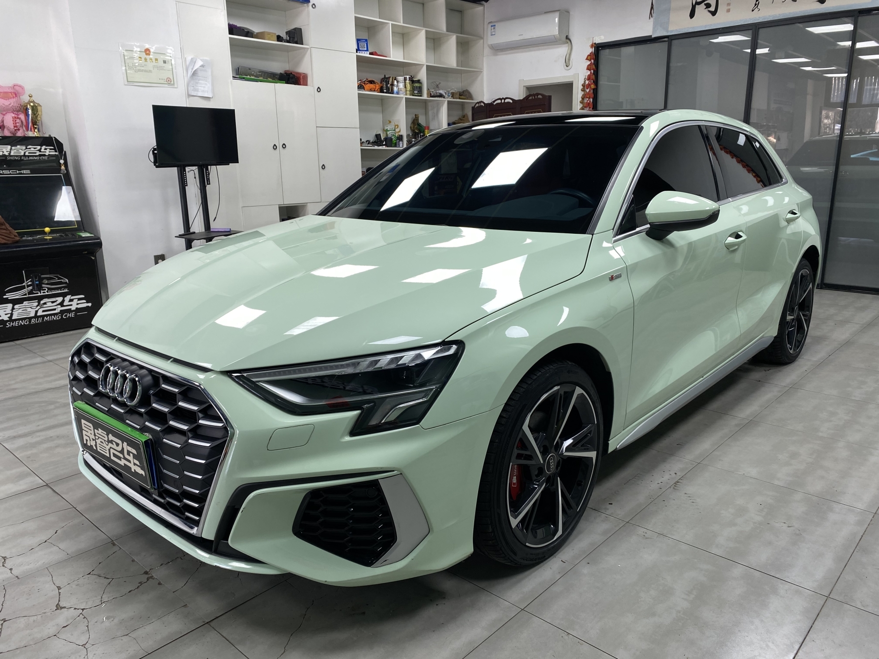Audi A3 2023 рестайлинг Sportback 35 TFSI S line.