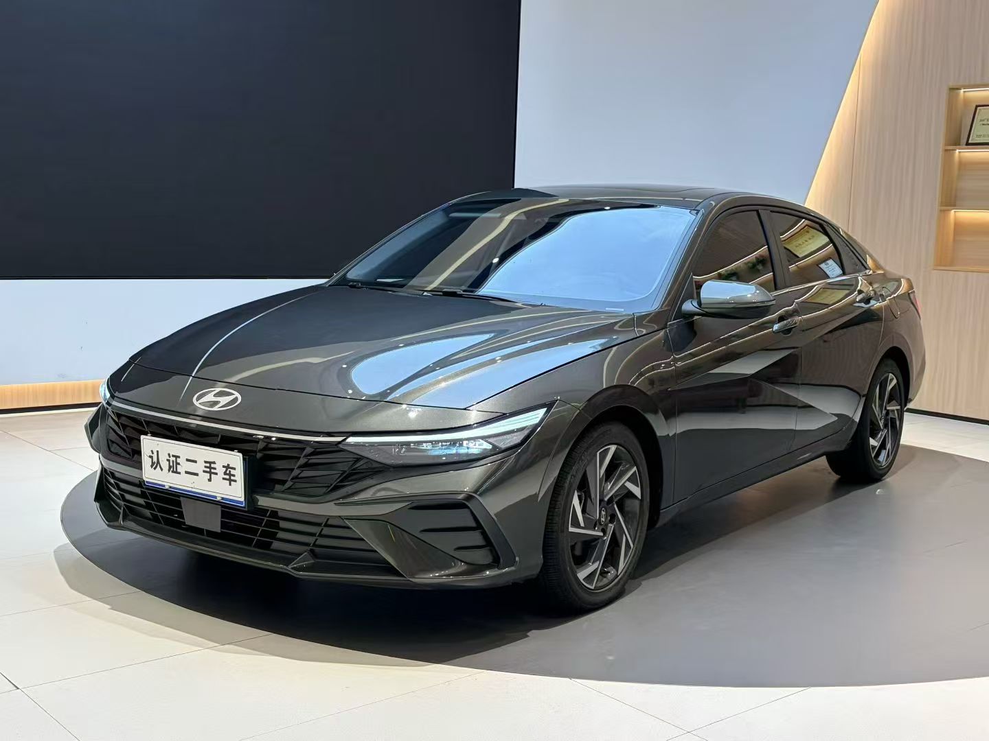 Elantra 2023 1.5L CVT LUX Премиум версия