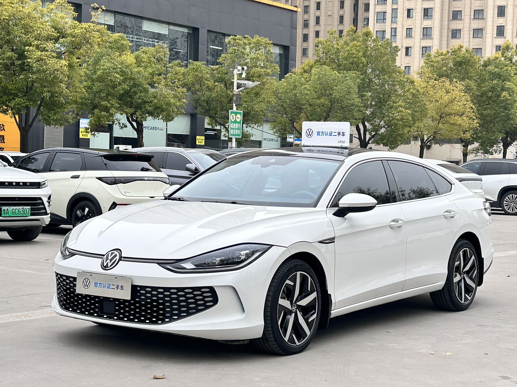 022款 Lingdu L 280TSI DSG Ku La версия