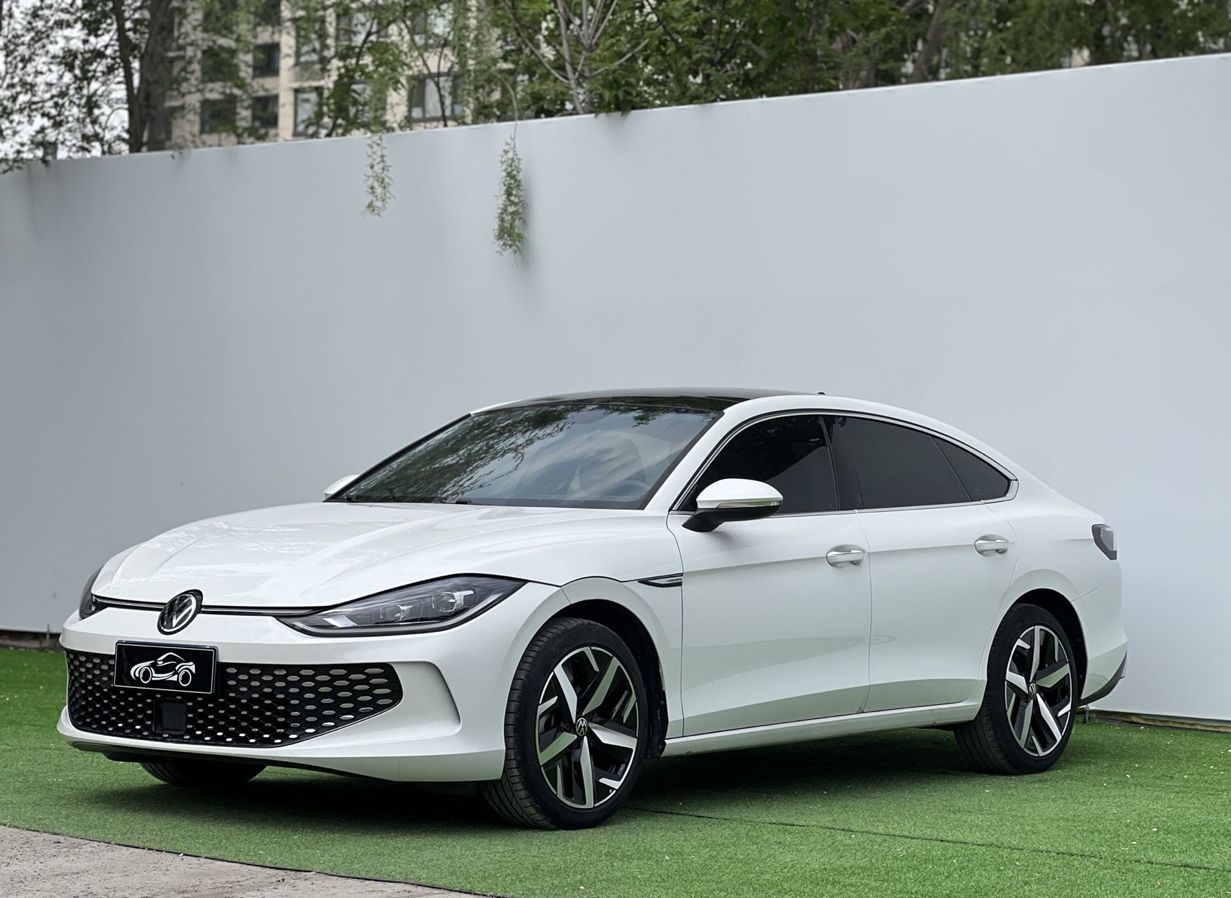大众 Лого 2022 года, версия L 280TSI DSG, модель "Кула"