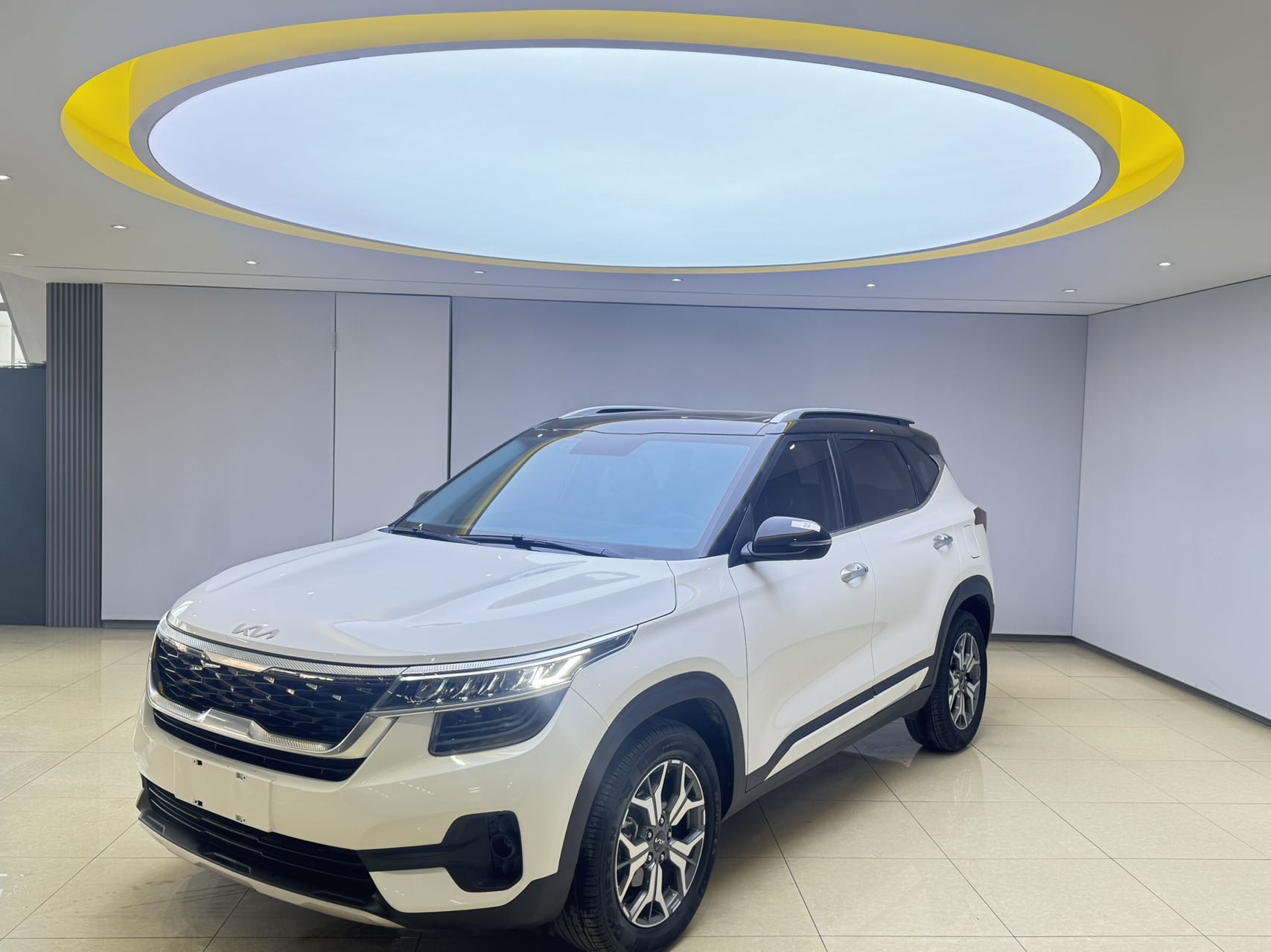 Kia KX3 2021 модельного года 1,5 л вариатор Trend Edition
