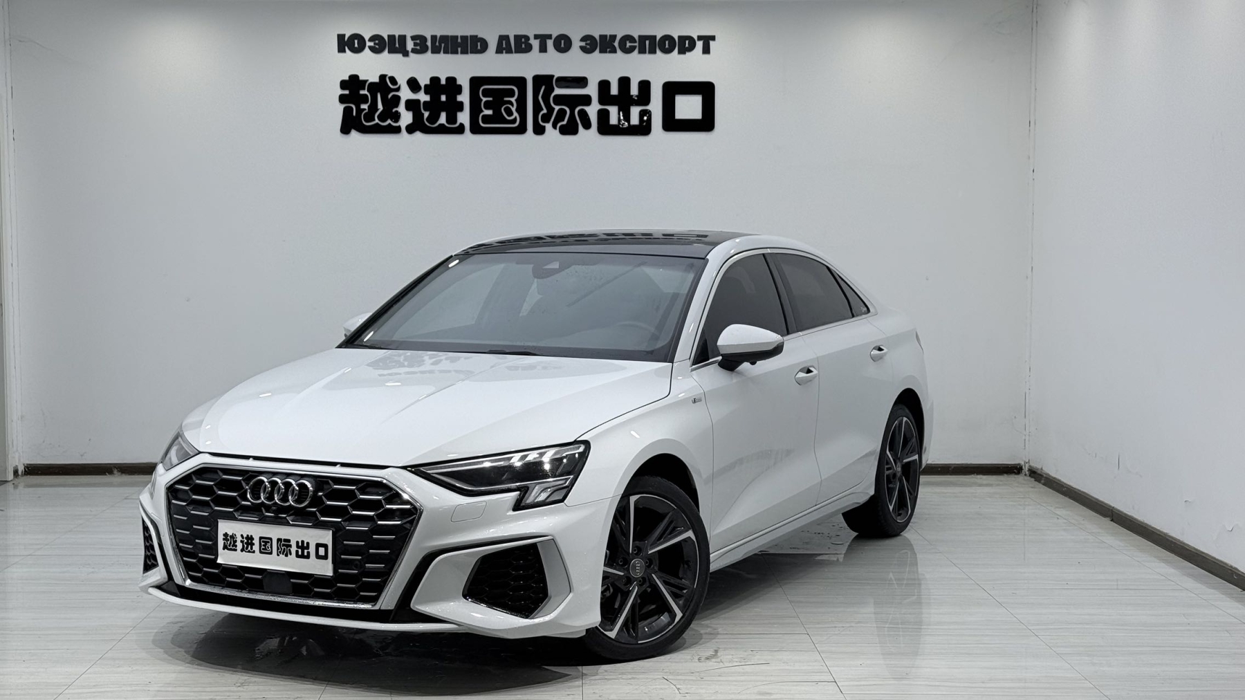 Октавия A3L: стильный и спортивный вариант.