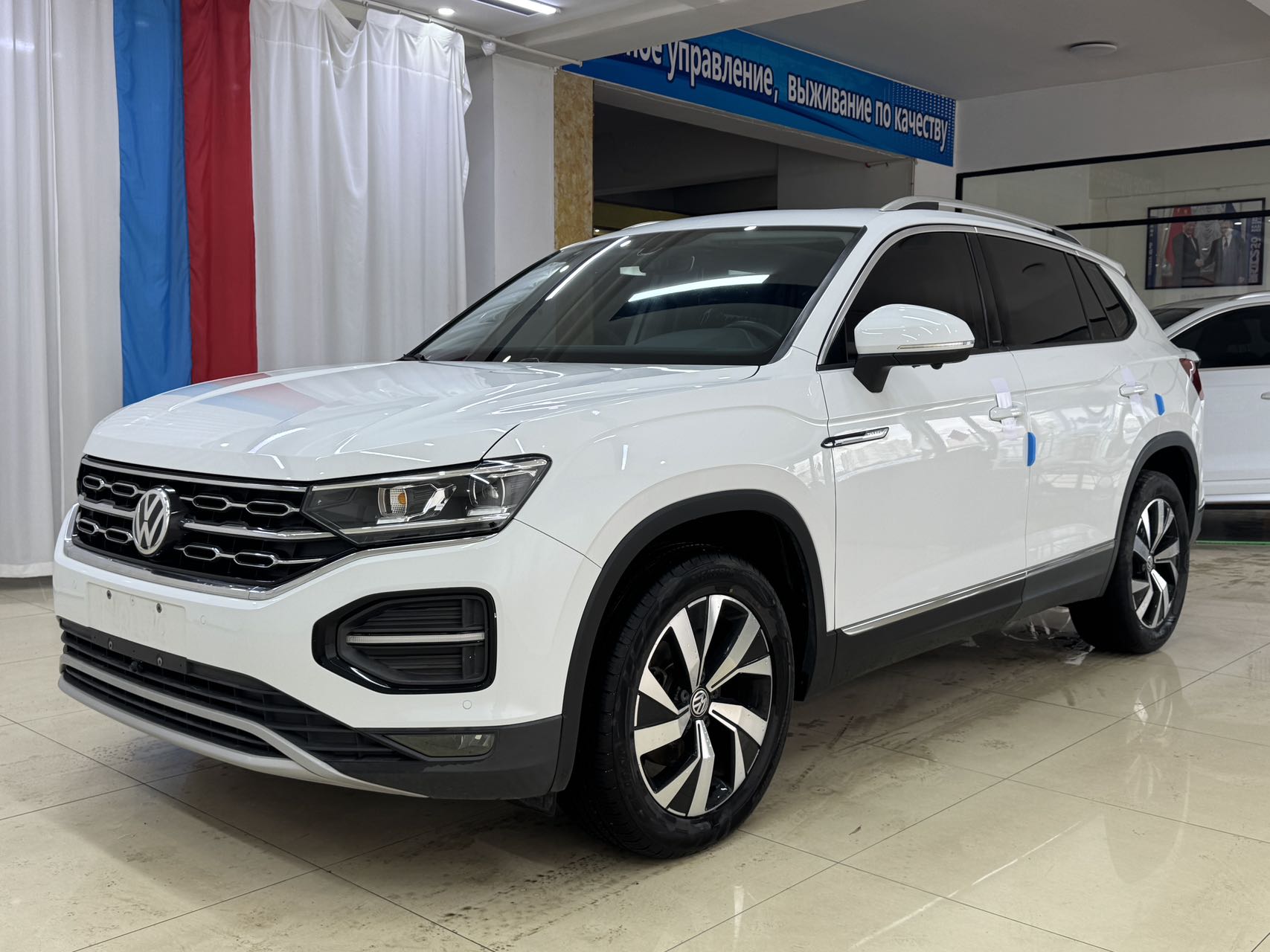 Volkswagen Tayron 2022, 280TSI, передний привод, роскошная интеллектуальная версия