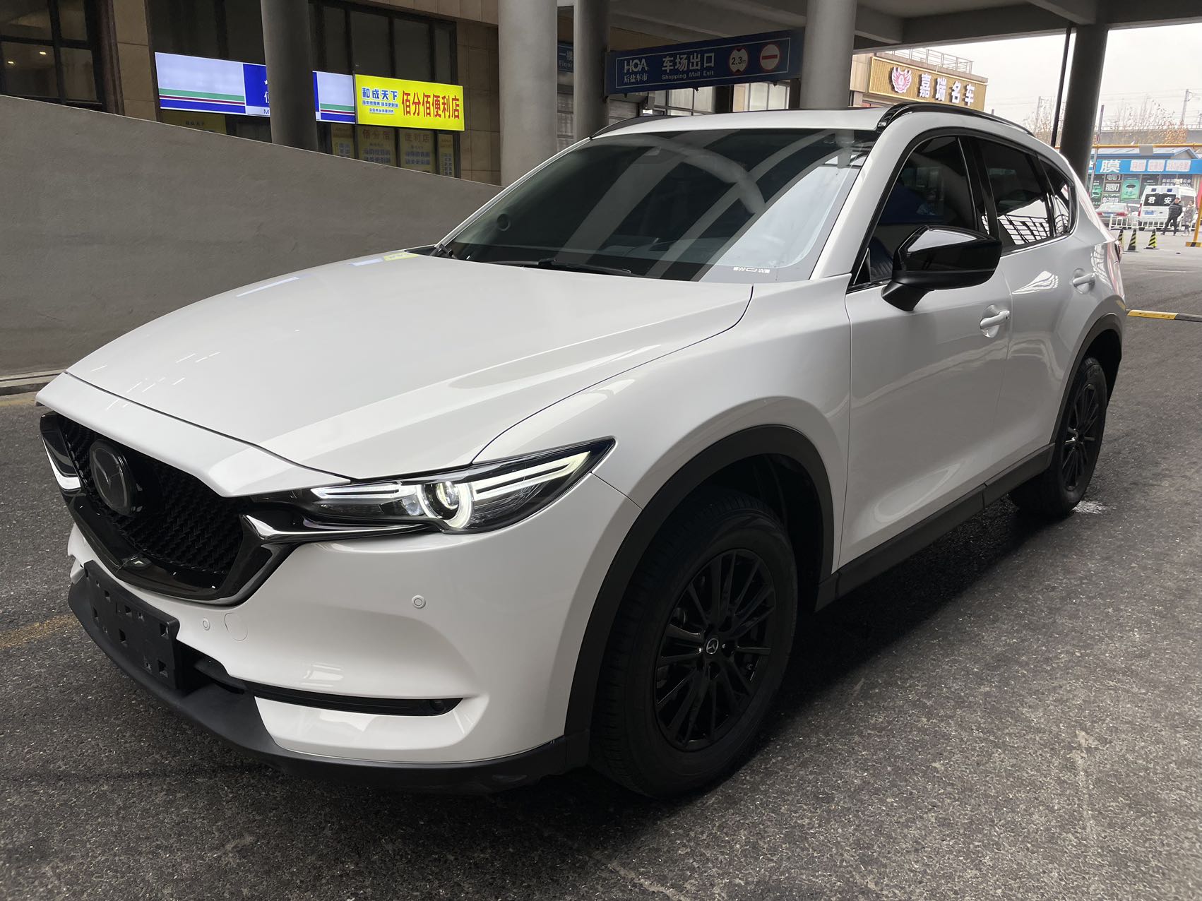 Mazda CX-5 2021 года, 2.0L, автомат, передний привод, версия Black Knight
